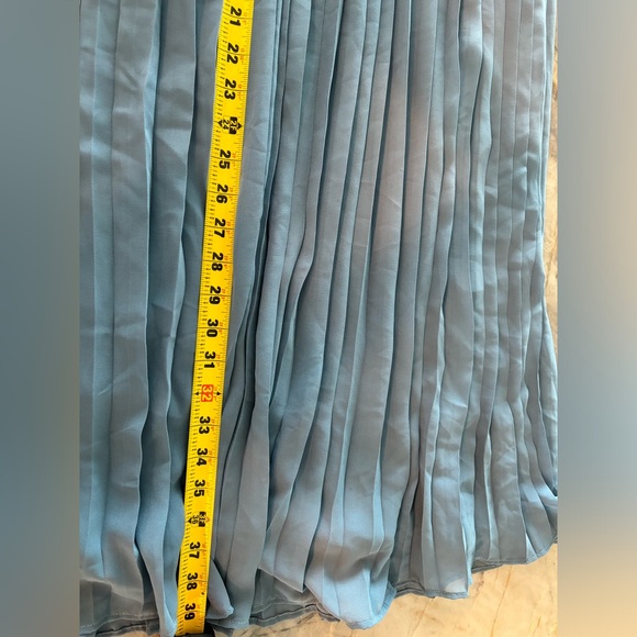 Davids Bridal Bridesmaid Dress Steel Blue Sz 4 Chiffon Halter Neck Pleated Skirt - Picture 12 of 16